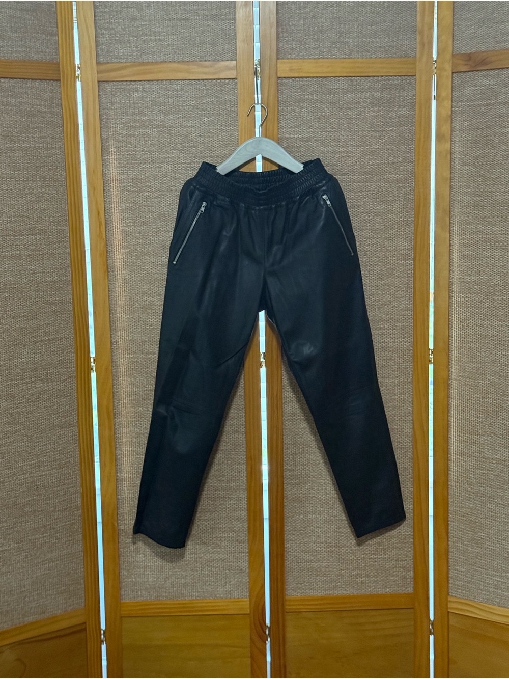 Black Men's Leather Jogger Pants - Oak